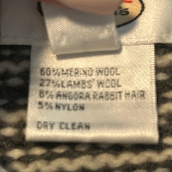 Talbots Black and White Striped women’s lambs wool & wool blend cardigan - Picture 4 of 4